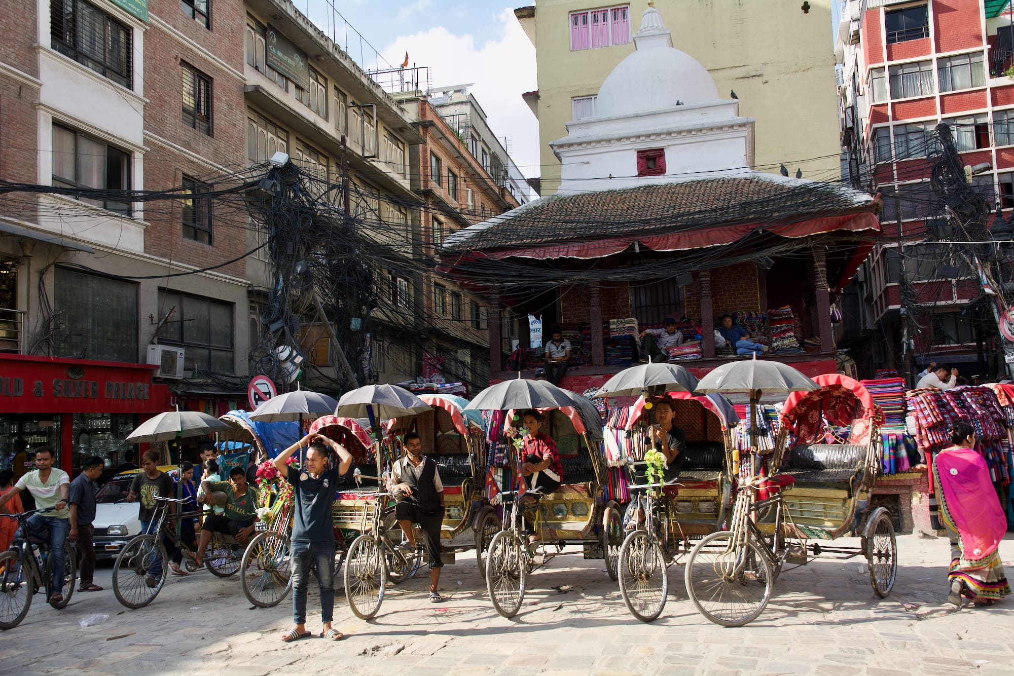 Per le vie principali di Kathmandu