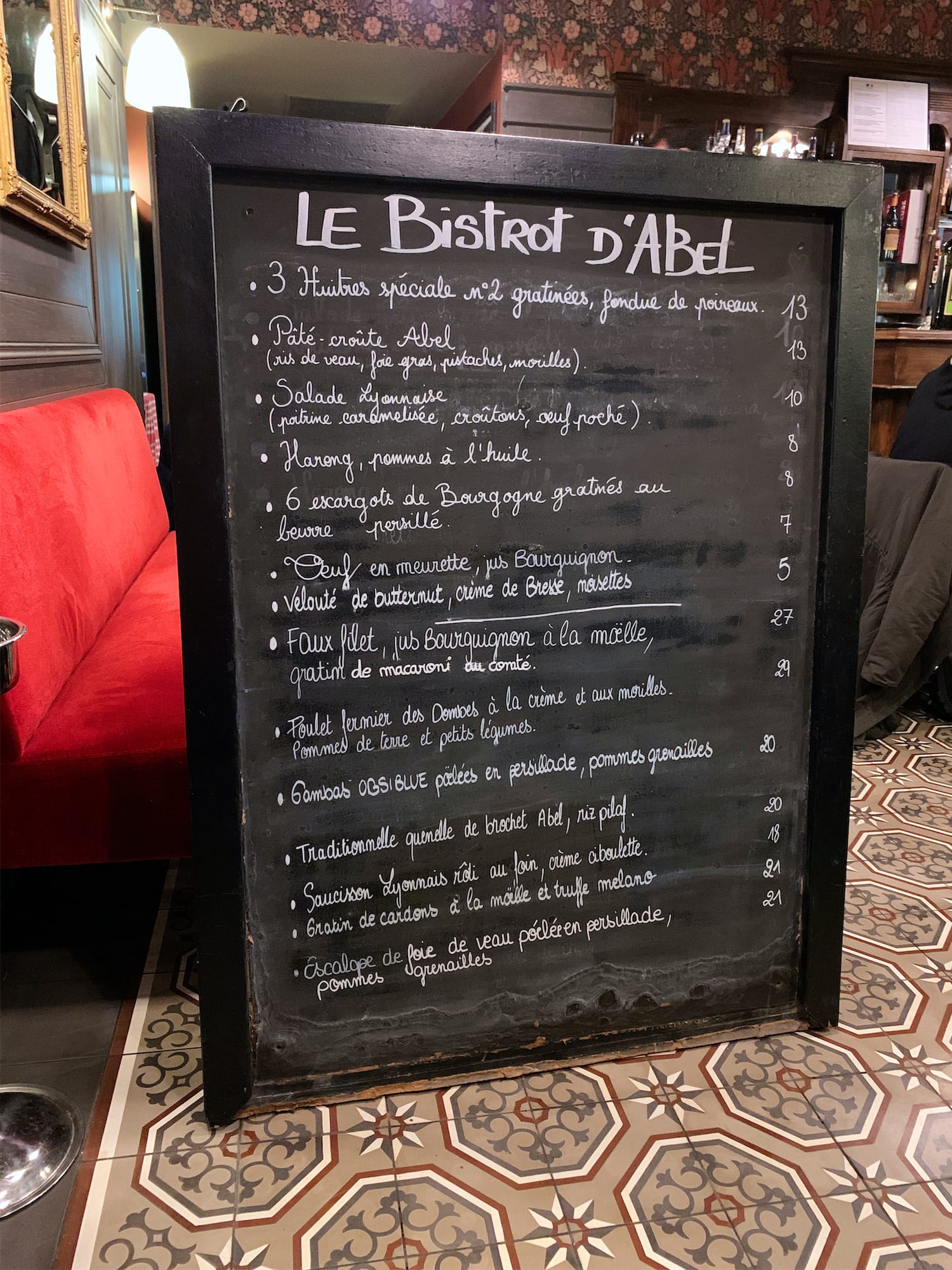 Lione a tavola: tra specialità, i Bouchon e il mercato Les Halles